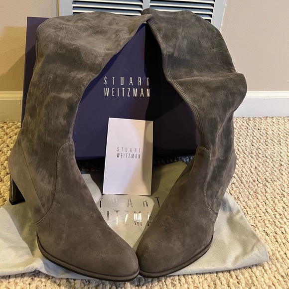 Stuart Weitzman Chicboot NIB - Charcoal Suede - 9.5 - Picture 1 of 6